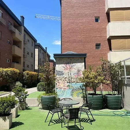 Departamento Espacioso En Un Complejo Residencial, Cerca Del Shopping Nuevo Centro-2