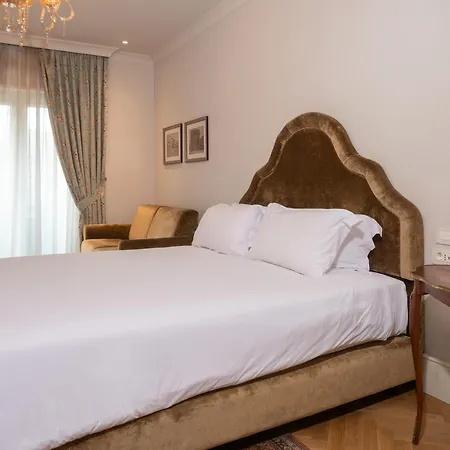 Ebel Boutique Hotel-3