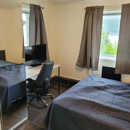 Explore Tromso Apartment With Four Bedrooms And Beautiful View-3