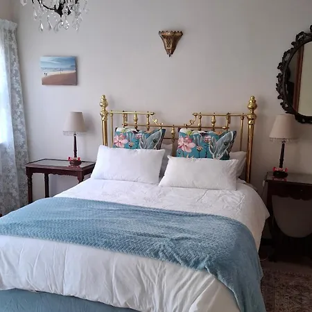 Belle Vue Guesthouse-2