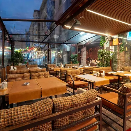 Old Harbour Hotel Istanbul-3