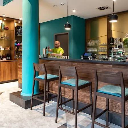 H+ Hotel Luebeck-3