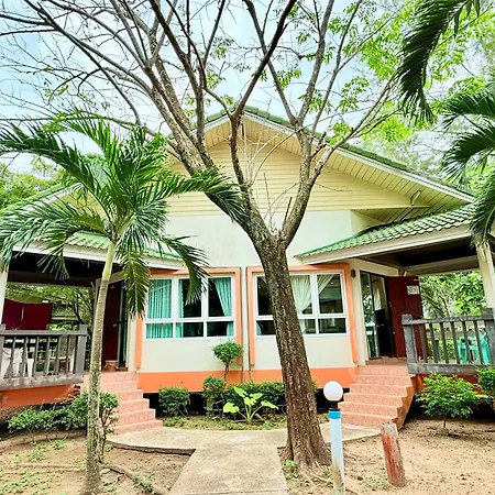 Lanta Palm Beach Resort , Beach Bungalow - Koh Lanta-2