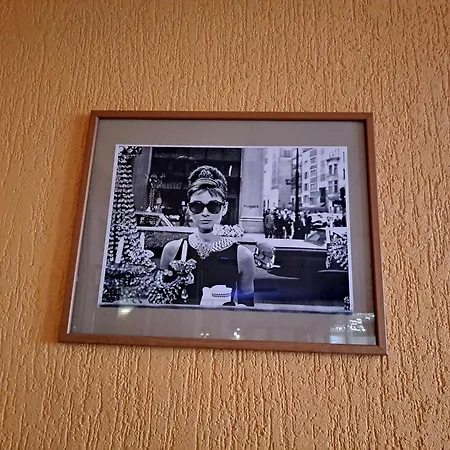 Kolonna Hotel Brigita-2