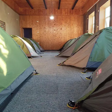 Urban Monkey Tent Hostel & Bar-3