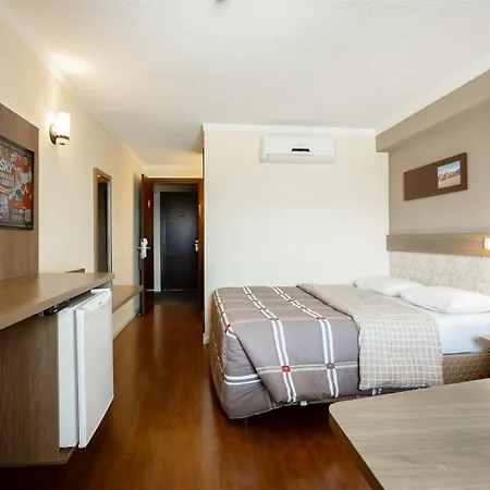 Hotel 10 Ponta Grossa-2
