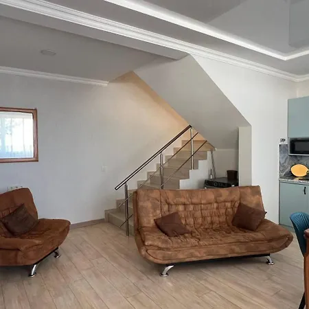 Gt House Batumi-2
