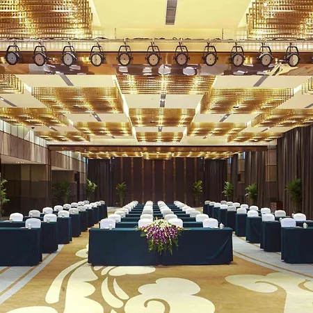 Ramada Plaza By Wyndham Xi'An South-3