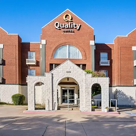 Quality Suites Irving-Las Colinas-3
