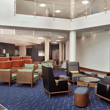 Courtyard By Marriott Ottawa East-3