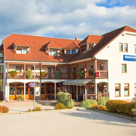 Garni Hotel Zvon-2