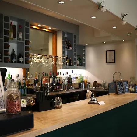 Clarence Court Hotel-3