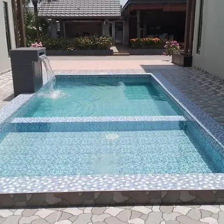 D' Qamar Guesthouse-3