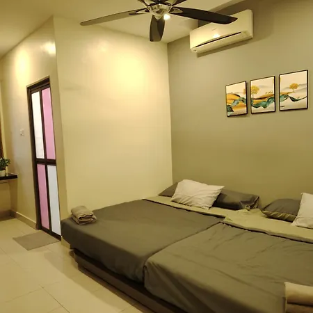 Spacious Homestay - Group Friendly Tebrau Area-3