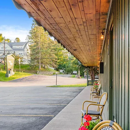 Town House Lodge-3