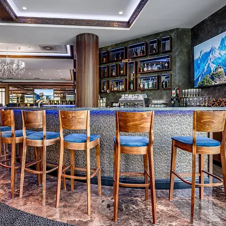 Vilnius Park Plaza Hotel & Spa, Restaurant, Conference & Banquet Center-2