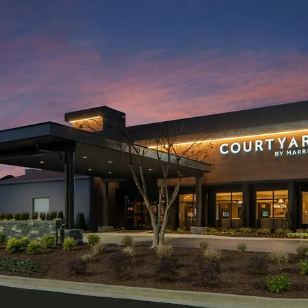 Courtyard By Marriott Memphis Airport-3