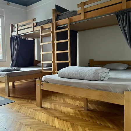 Nomad Hostel-2