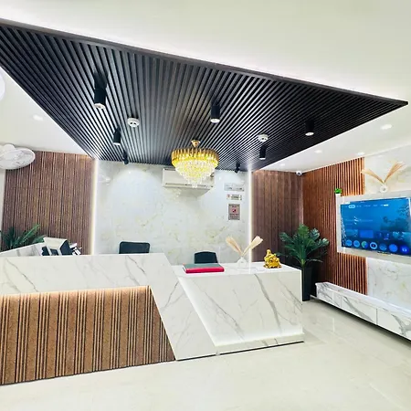 The Classic Crowne At Delhi Airport-2