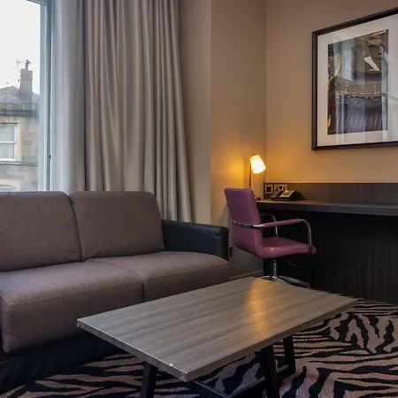 Doubletree By Hilton Edinburgh City Centre-2