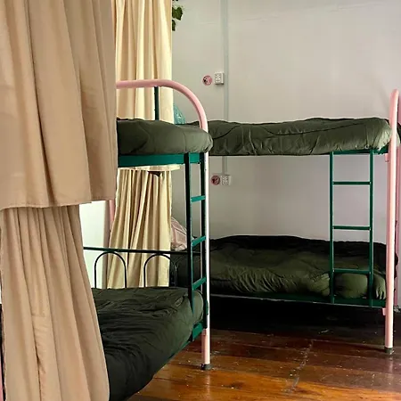 Yaiya Hostel & Smoothie Bar-3