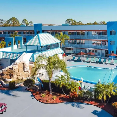 Ramada By Wyndham Flamingo Water Park-3