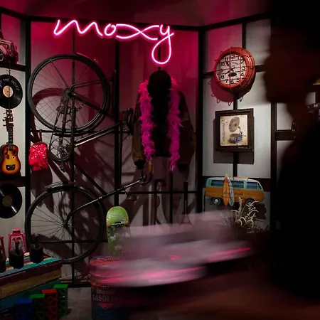 Moxy Bandung-3