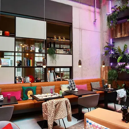 Moxy Brussels City Center-2