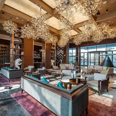 L+Snow Supreme Hotel-2