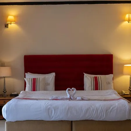 The Country Lodge Hotel-2