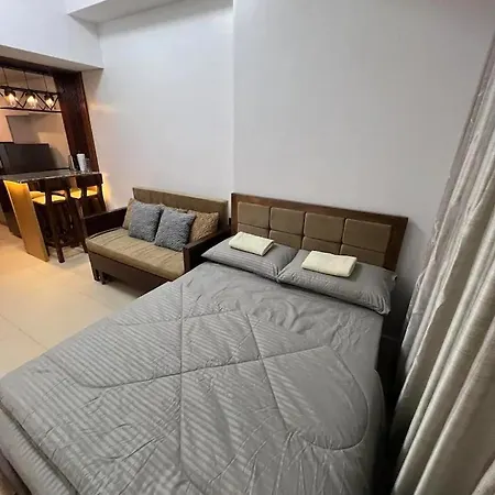 Studio Unit Located At 38 Park Avenue Condominium In It Park Cebu-2