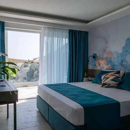 Blu Waters Boutique Hotel-3