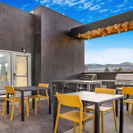 Home2 Suites By Hilton Colorado Springs Airport-3