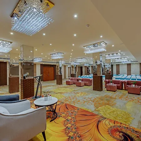 Click Collection Grand Gateway Varanasi-2