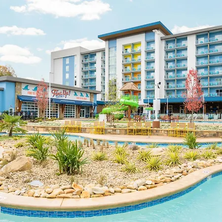 Compass By Margaritaville Hotel Pigeon Forge-3