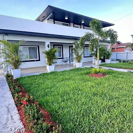 Luxury Home By Miami Int Airport-3