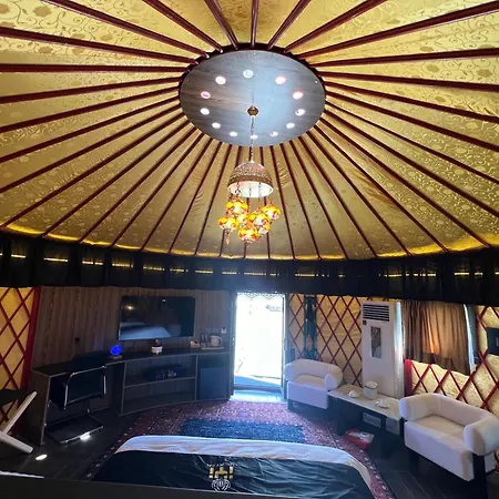 Iyi Luxury Inn Swat-2