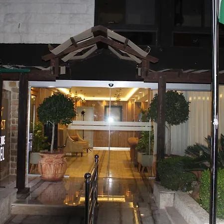 Post Hotel Amman-3