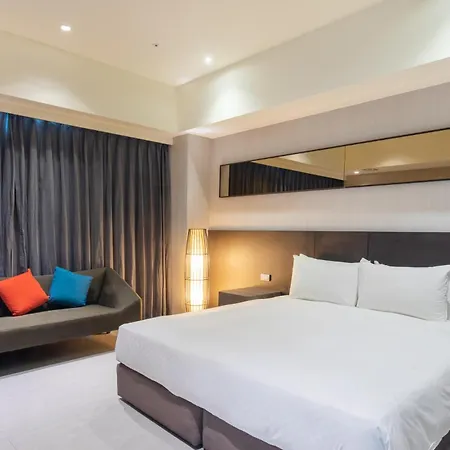 Grand Bay Resort Hotel-3