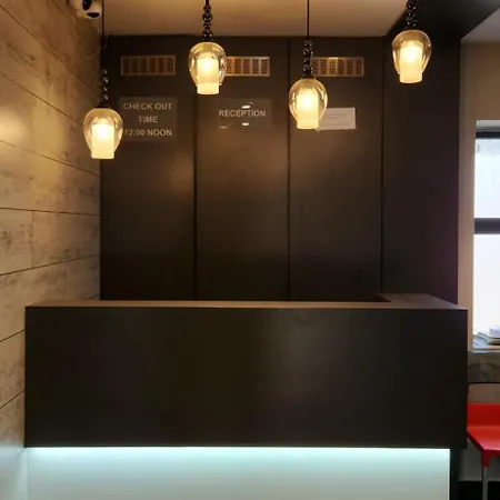 Hotel 16 Avenue-2