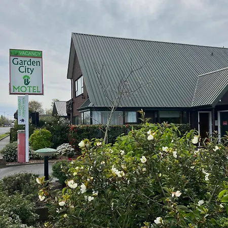 Garden City Motel-2