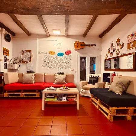 Hostel Il Nosadillo - Bologna-3
