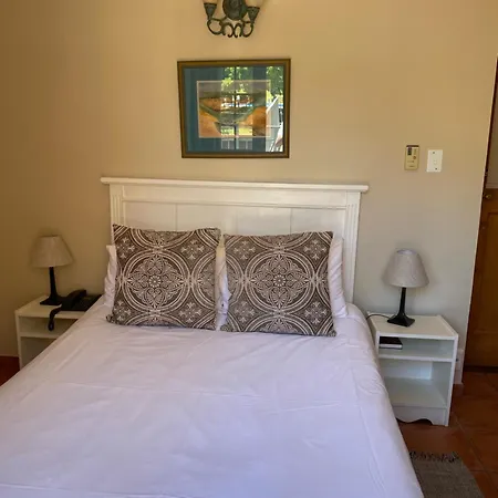 Oak Tree Lodge-3