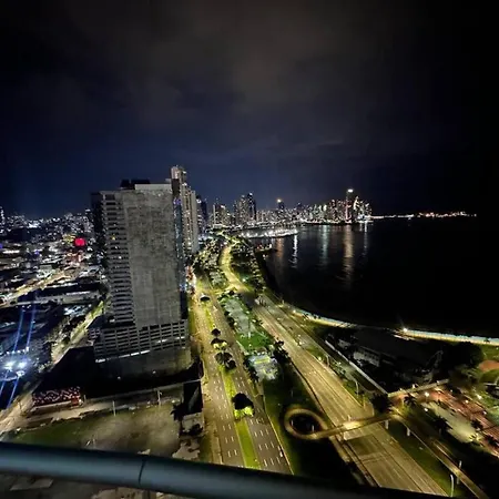 40M Luxury Oceanview Room Hilton Area Rooftop Pool-2