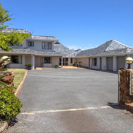 Sandbaai Country House-3