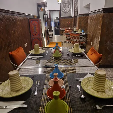 Riad Les Nuits De Marrakech-3