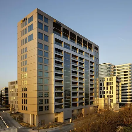 B'Mine Frankfurt Airport, Worldhotels Crafted-3
