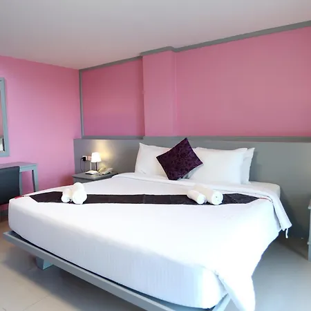 Convenient Grand Plus Hotel Suvarnabhumi-2