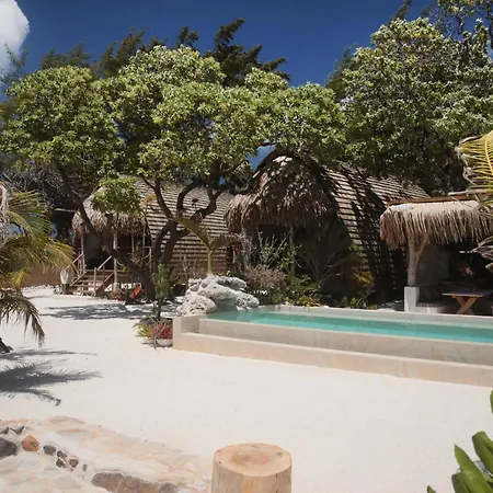 Tiki Beach Moorea , Piscine & Petit Dejeuner-2
