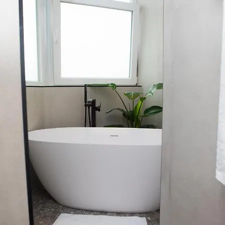 Suite Dreams Apartment-3